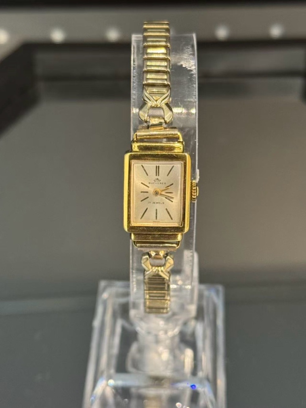 Vintage BUCHERER Swiss Ladies Watch 17 Jewels Rectangular Stretch Band RUNS